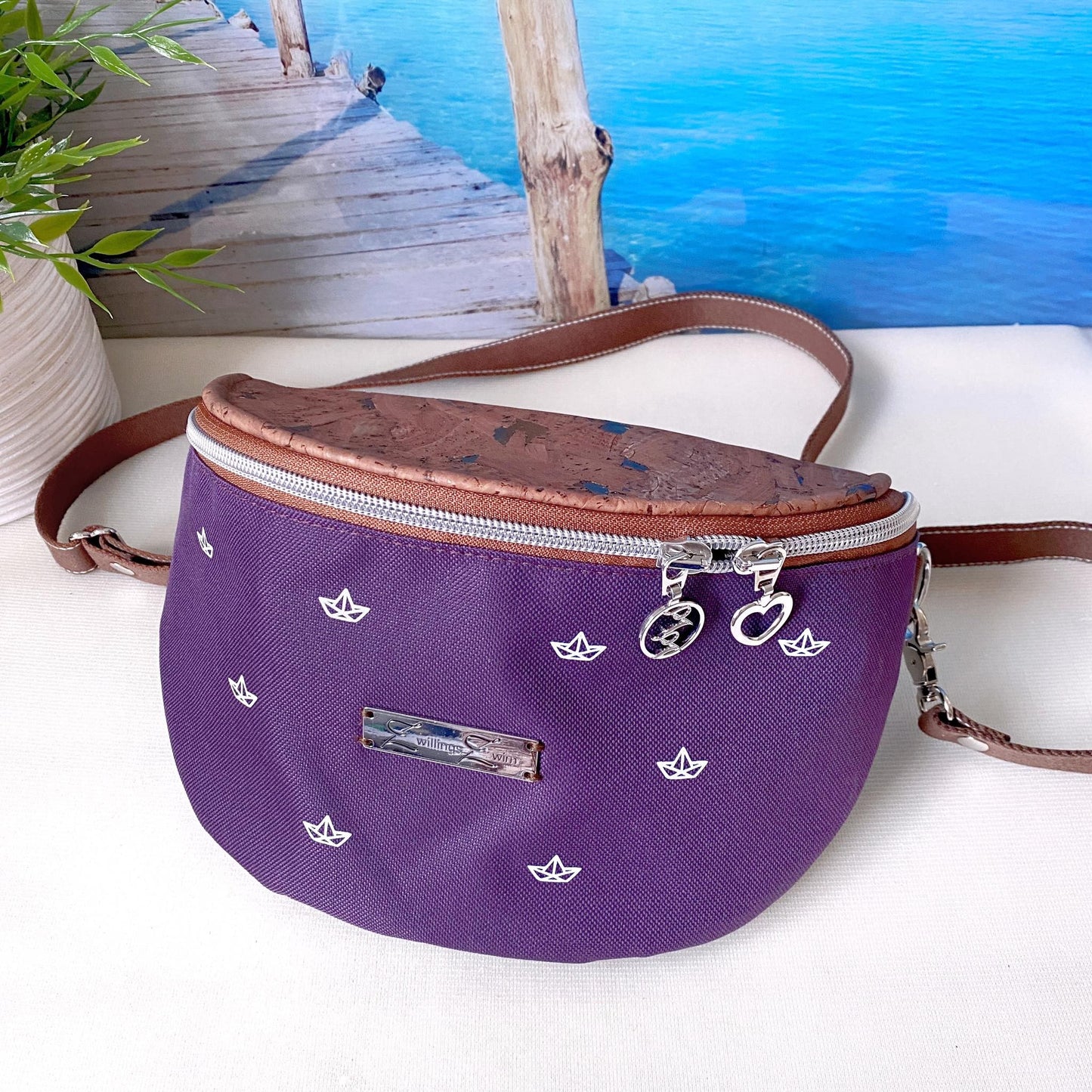 Bauchtasche *Papierboot* Weiß/Aubergine/Kork Braun Bronze