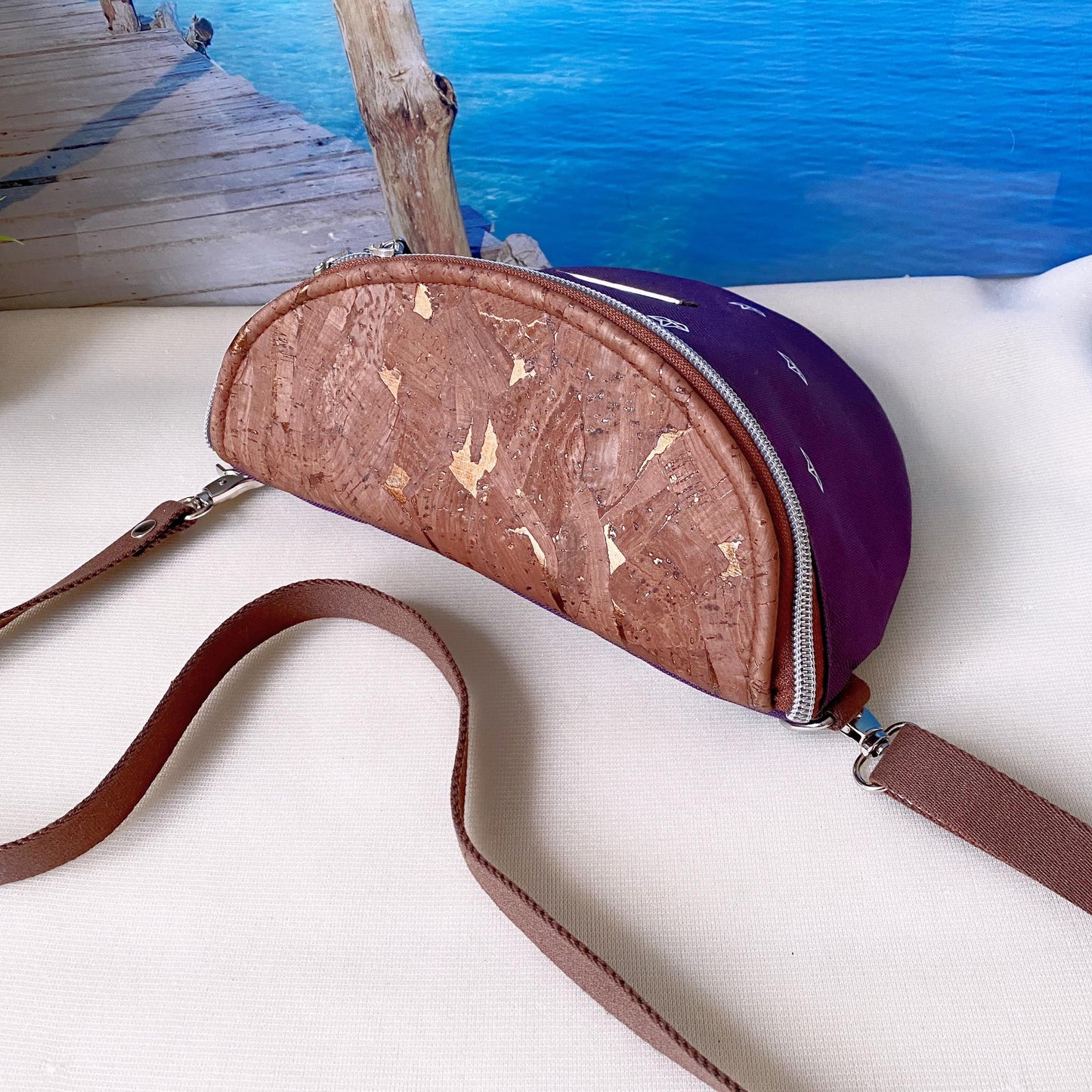 Bauchtasche *Papierboot* Weiß/Aubergine/Kork Braun Bronze
