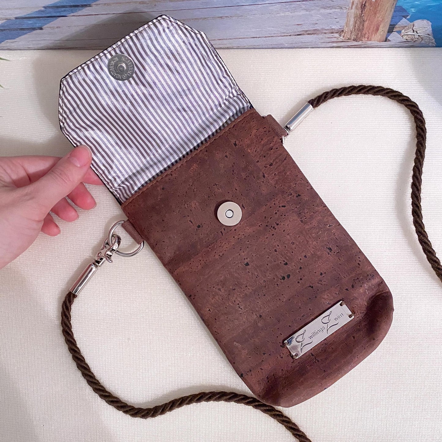 Handytasche *Vögel* Weiß/Dunkelgrün/Kork Braun