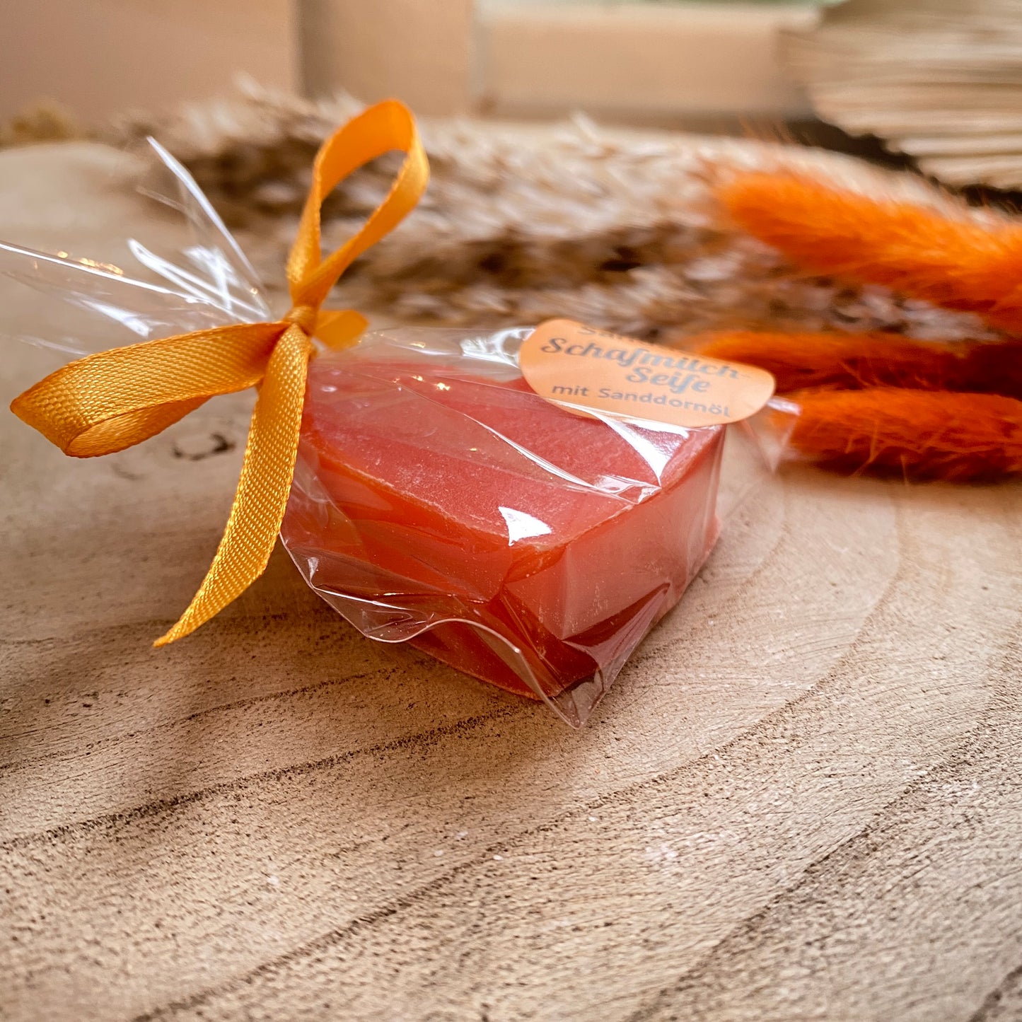 Sanddorn Schafmilchseife -Herz-