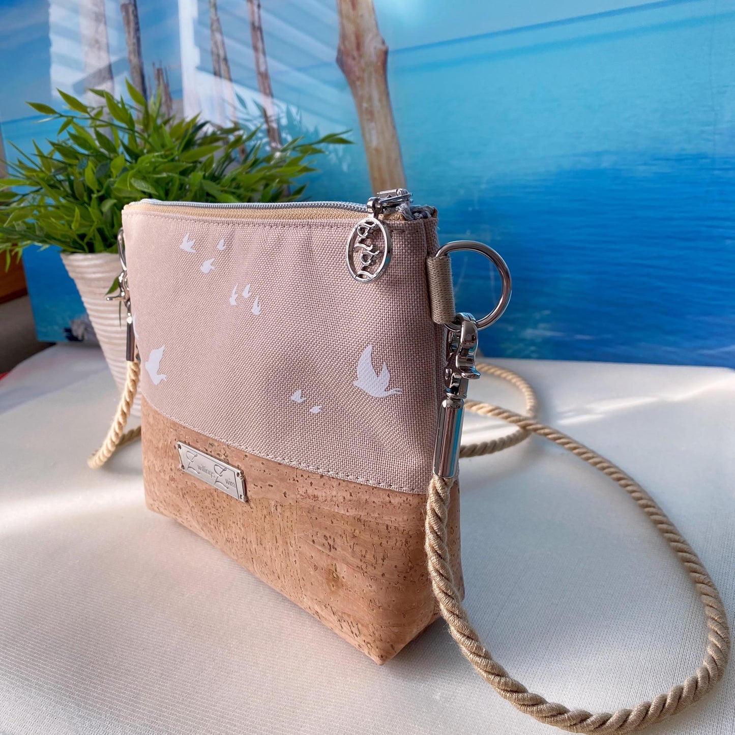 Kleine Umhängetasche *Vögel* Weiß/Beige/Kork Hellbraun