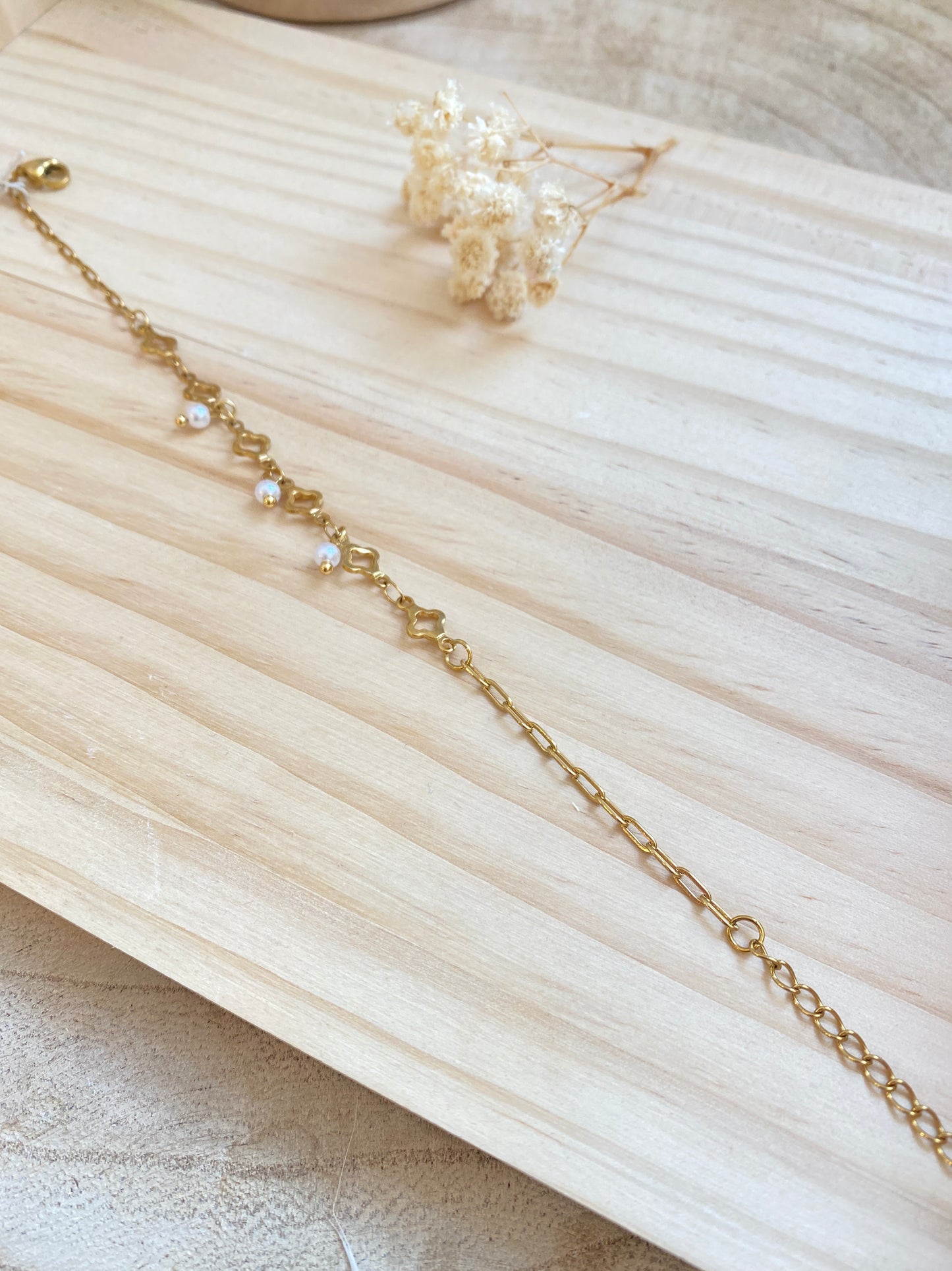 Clover mit Perlen Gold