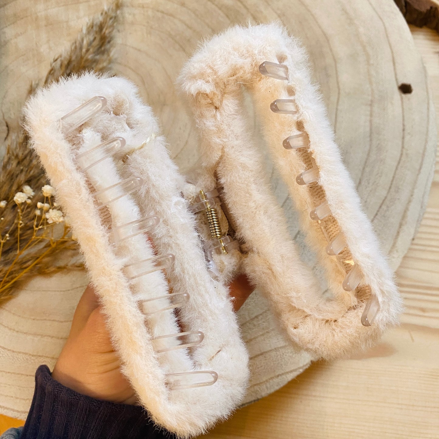 Haarspange Plüsch -Creme-