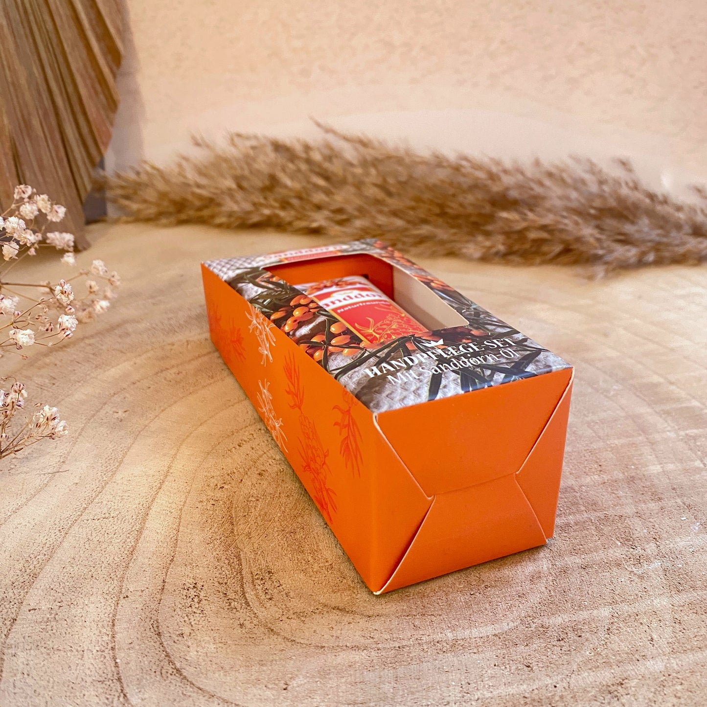 Sanddorn Hand- & Nagelcreme mit Nagelfeile