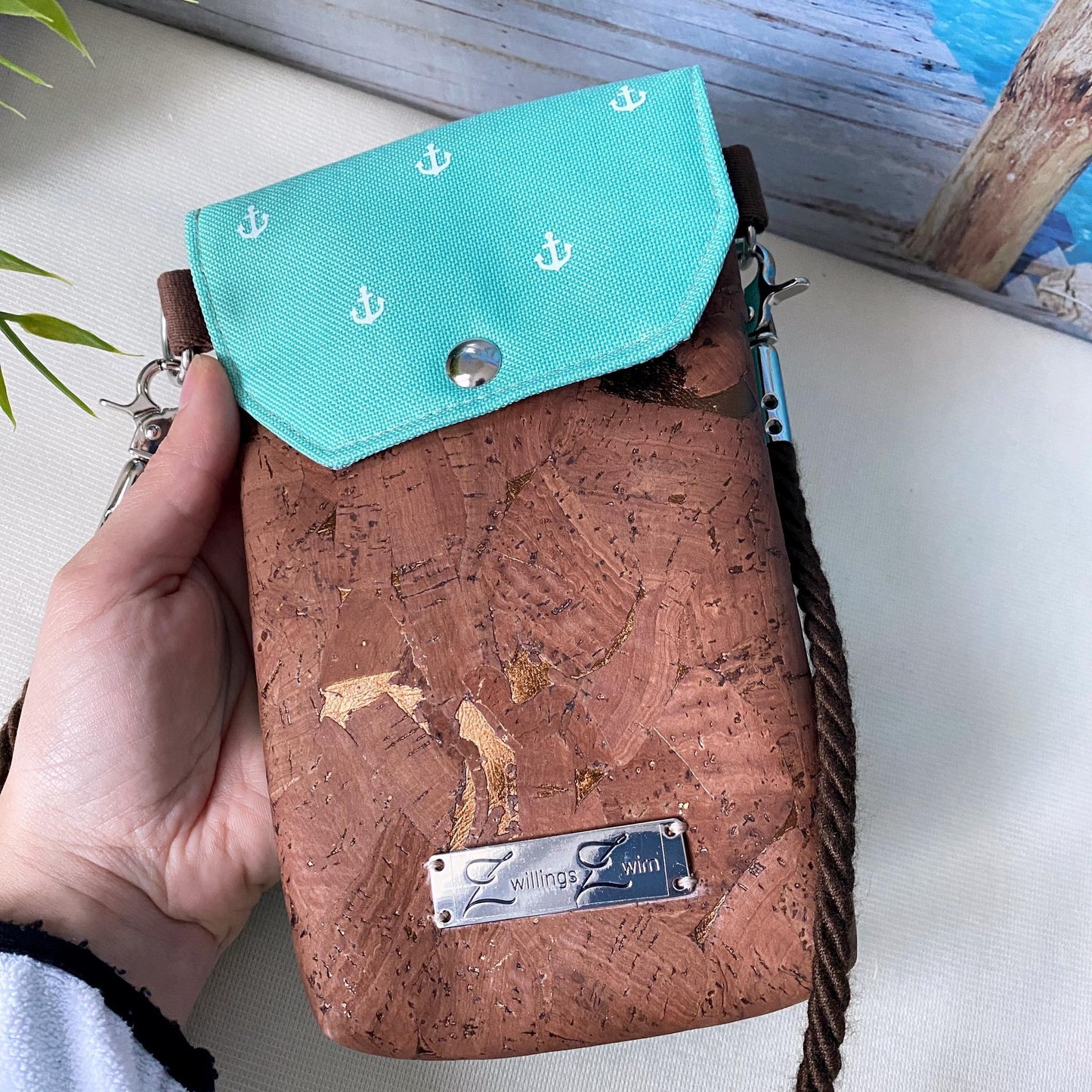 Handytasche *Anker* Weiß/Mint/Kork Braun Bronze