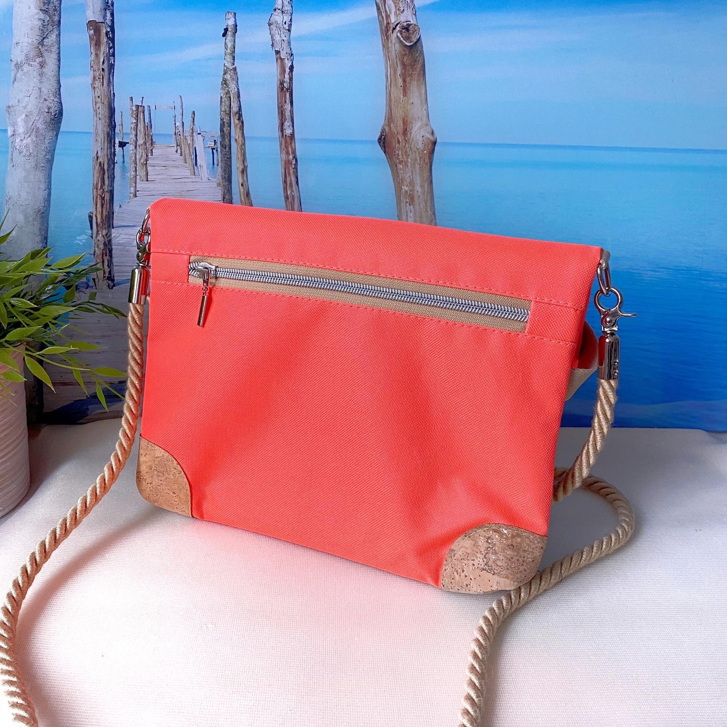 Fold-Over Tasche *Vögel* Weiß/Neon Orange/Kork Hellbraun