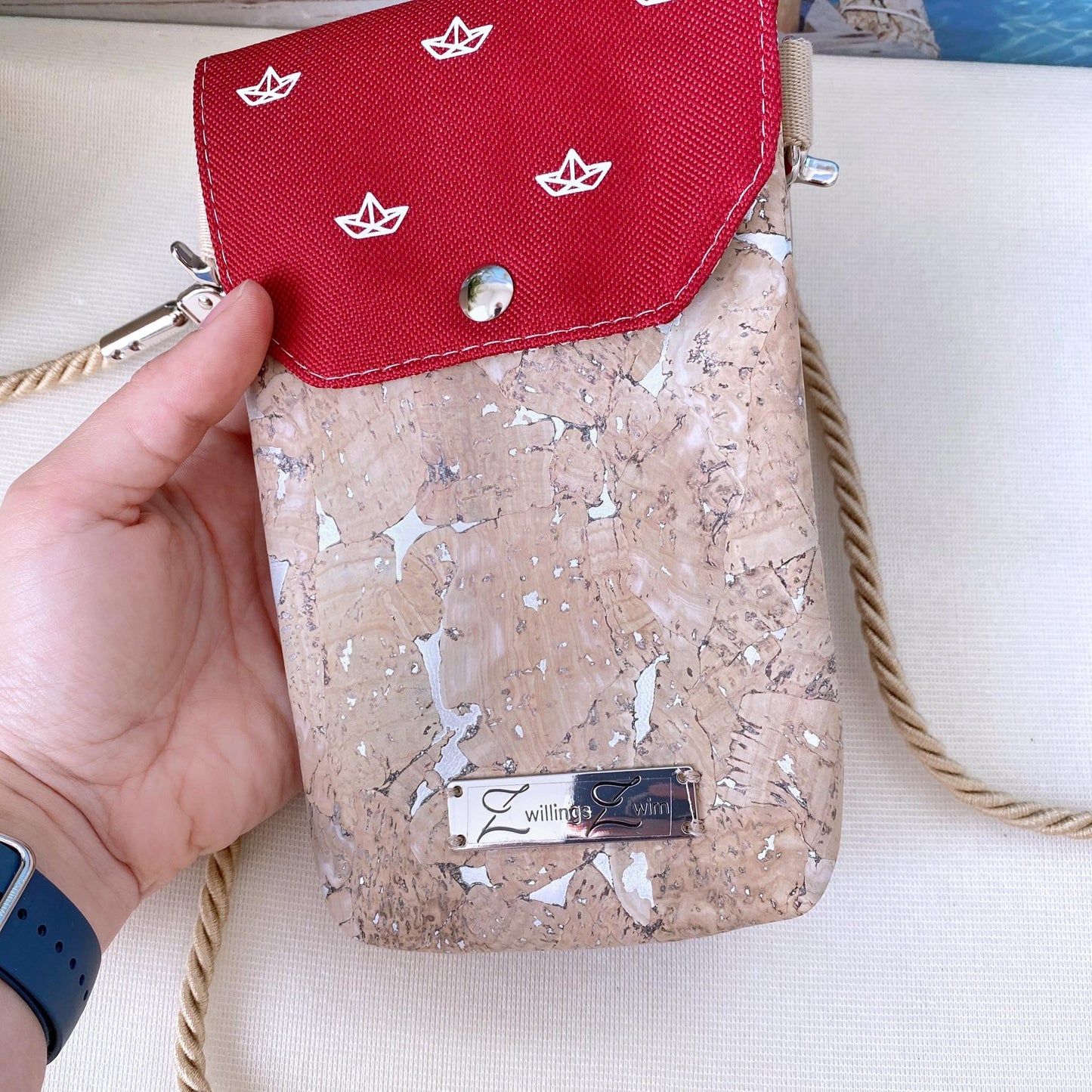 Handytasche *Papierboot* Weiß/Rot/Kork Natur (mit Silber Effekt)