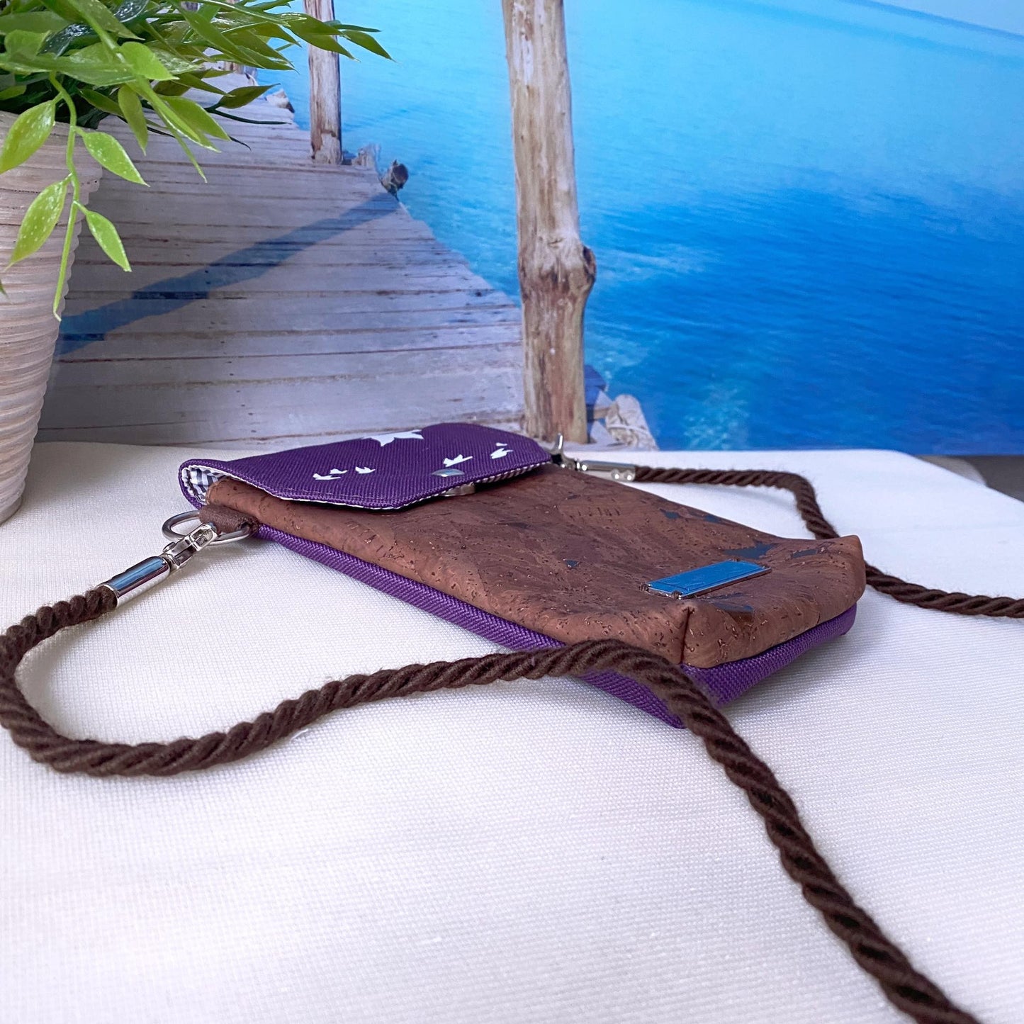 Handytasche *Vögel* Weiß/Aubergine/Kork Braun Bronze