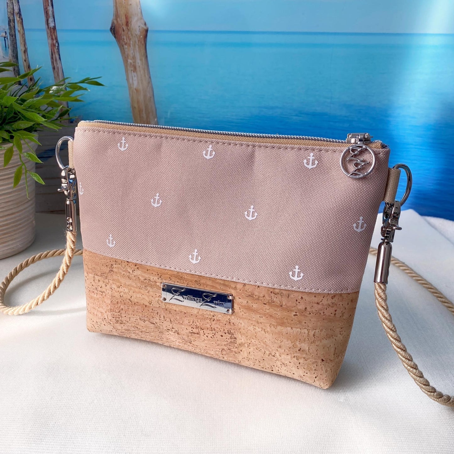 Kleine Umhängetasche *Anker* Weiß/Beige/Kork Hellbraun