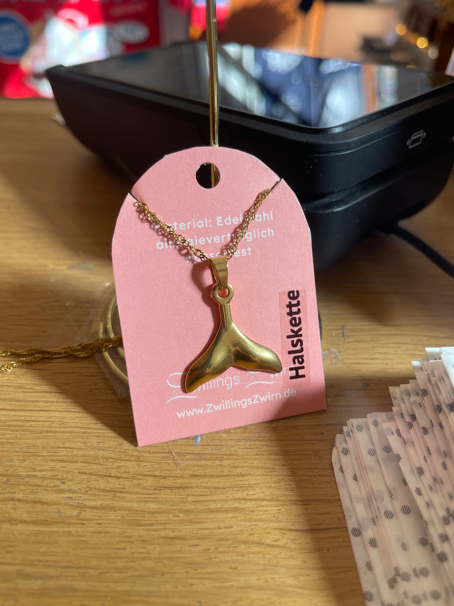 Halskette Edelstahl -Walflosse Gold-