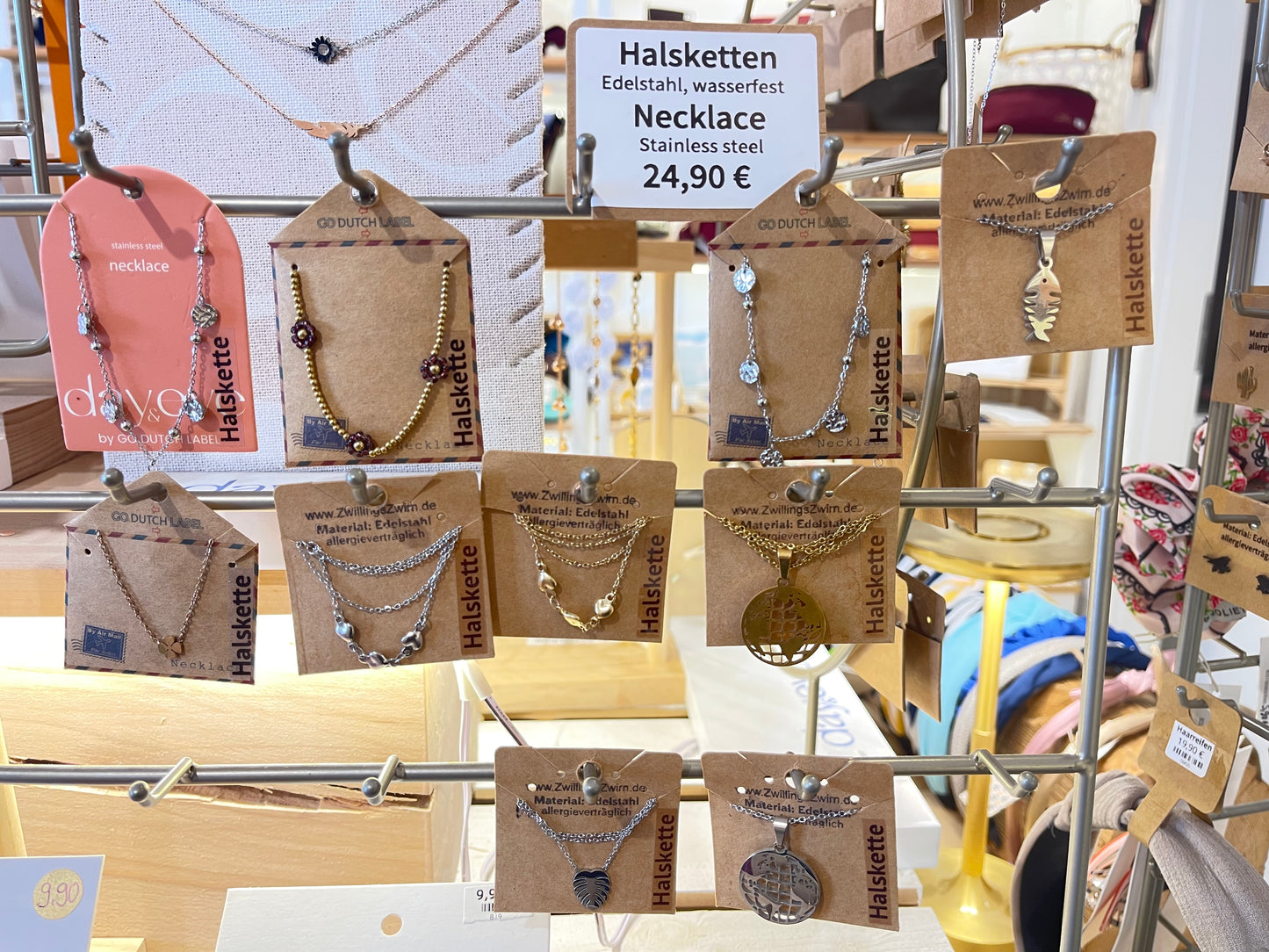 Schmuck Armbänder & Halskette