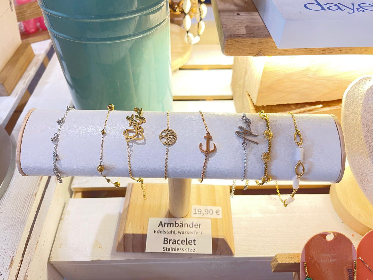 Schmuck Armbänder & Halskette
